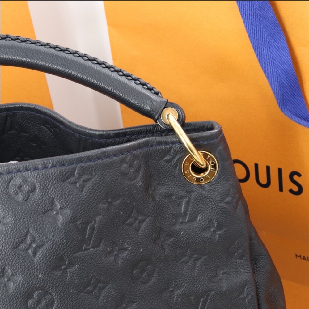 🌺 ✨Authentic✨🌺Louis Vuitton Tote Bag - Picture 9 of 16